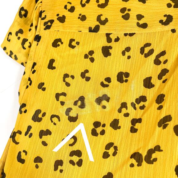 Nicole Miller Yellow Leopard Top Bow Neck Tie Blouse Cap Sleeve Ruffle Sz S - Picture 9 of 9